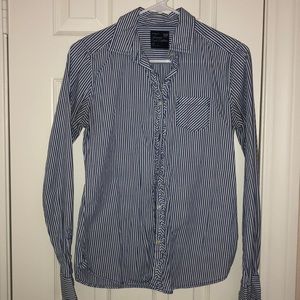 Stripped long sleeve shirt